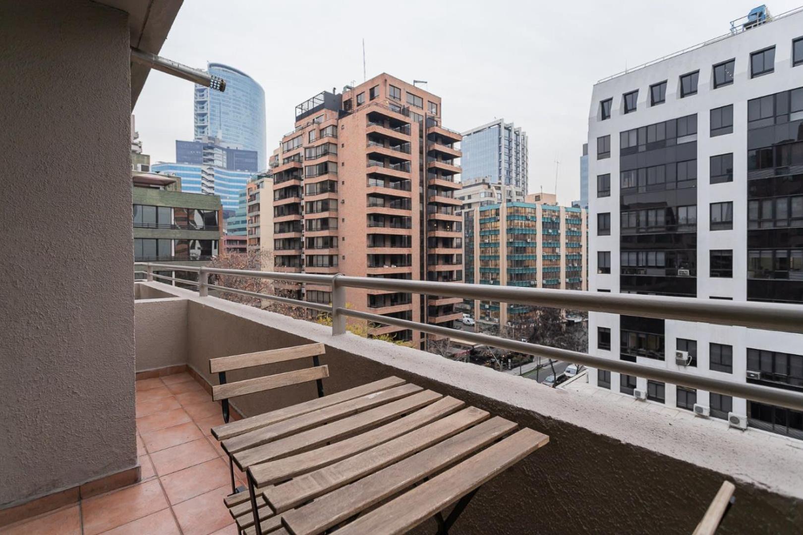 Discover Condes 2d2b Ideal For 4 People * Santiago